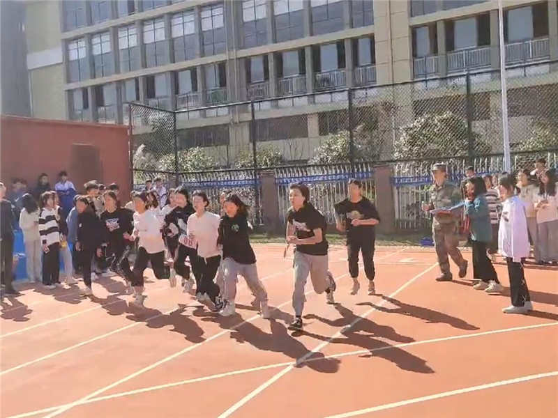 趣味運(yùn)動會—跑步比賽（女）